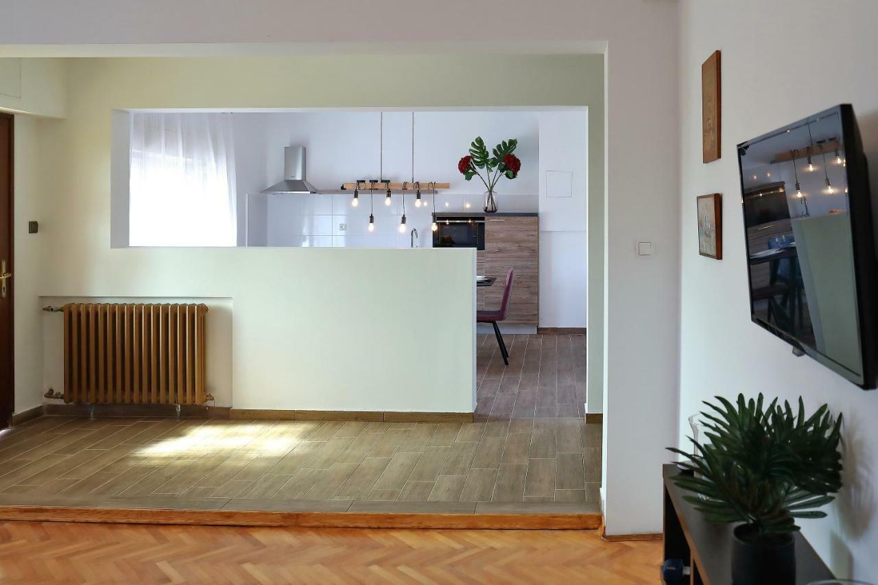 Sara Apartment Bibinje